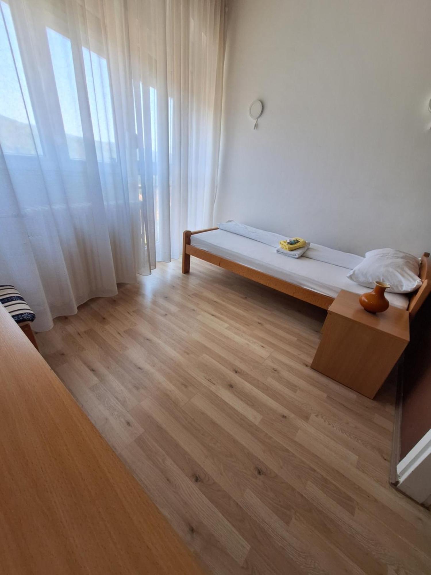 Hotel Konaciste Trstenik Exteriér fotografie