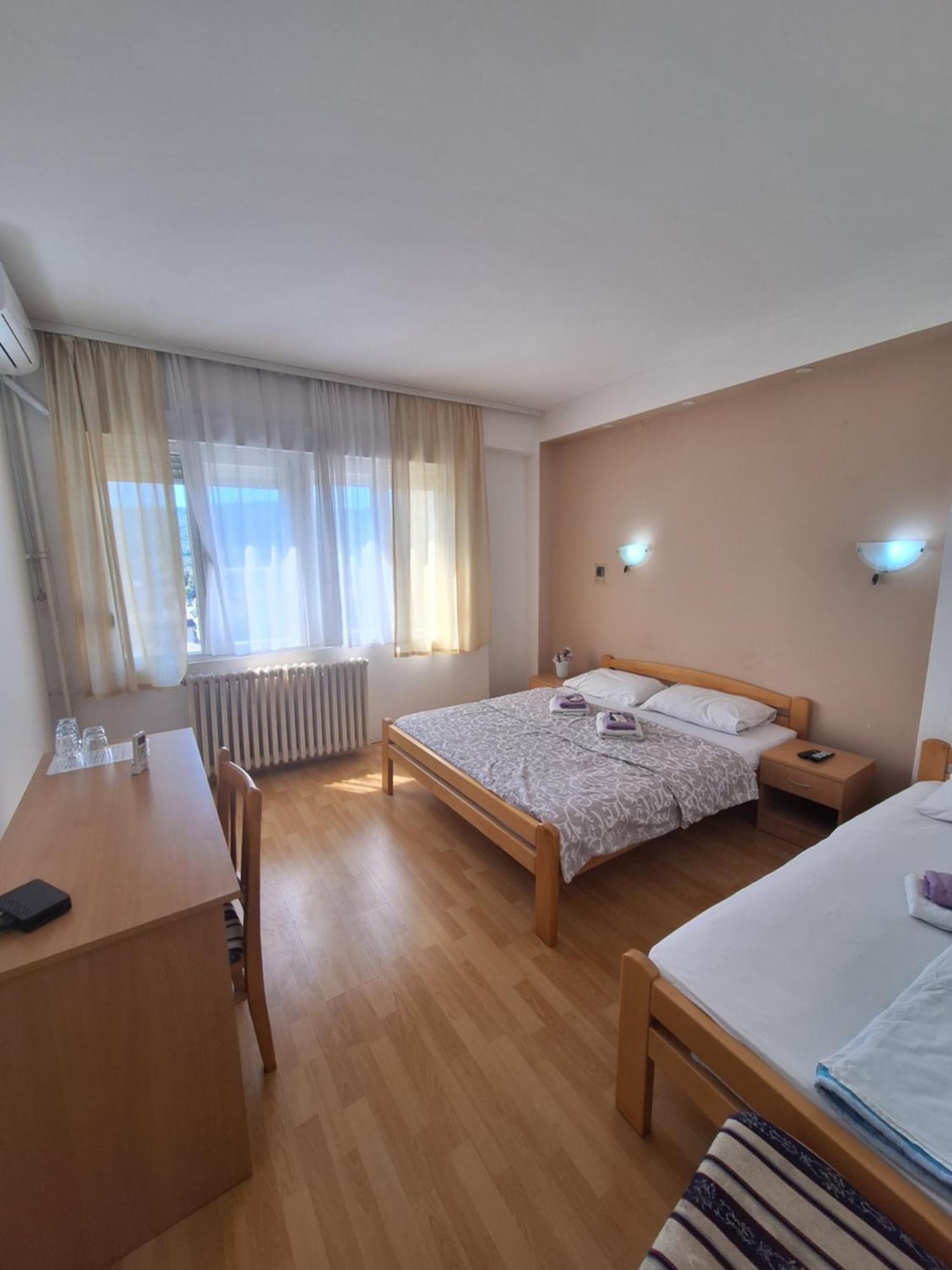Hotel Konaciste Trstenik Exteriér fotografie