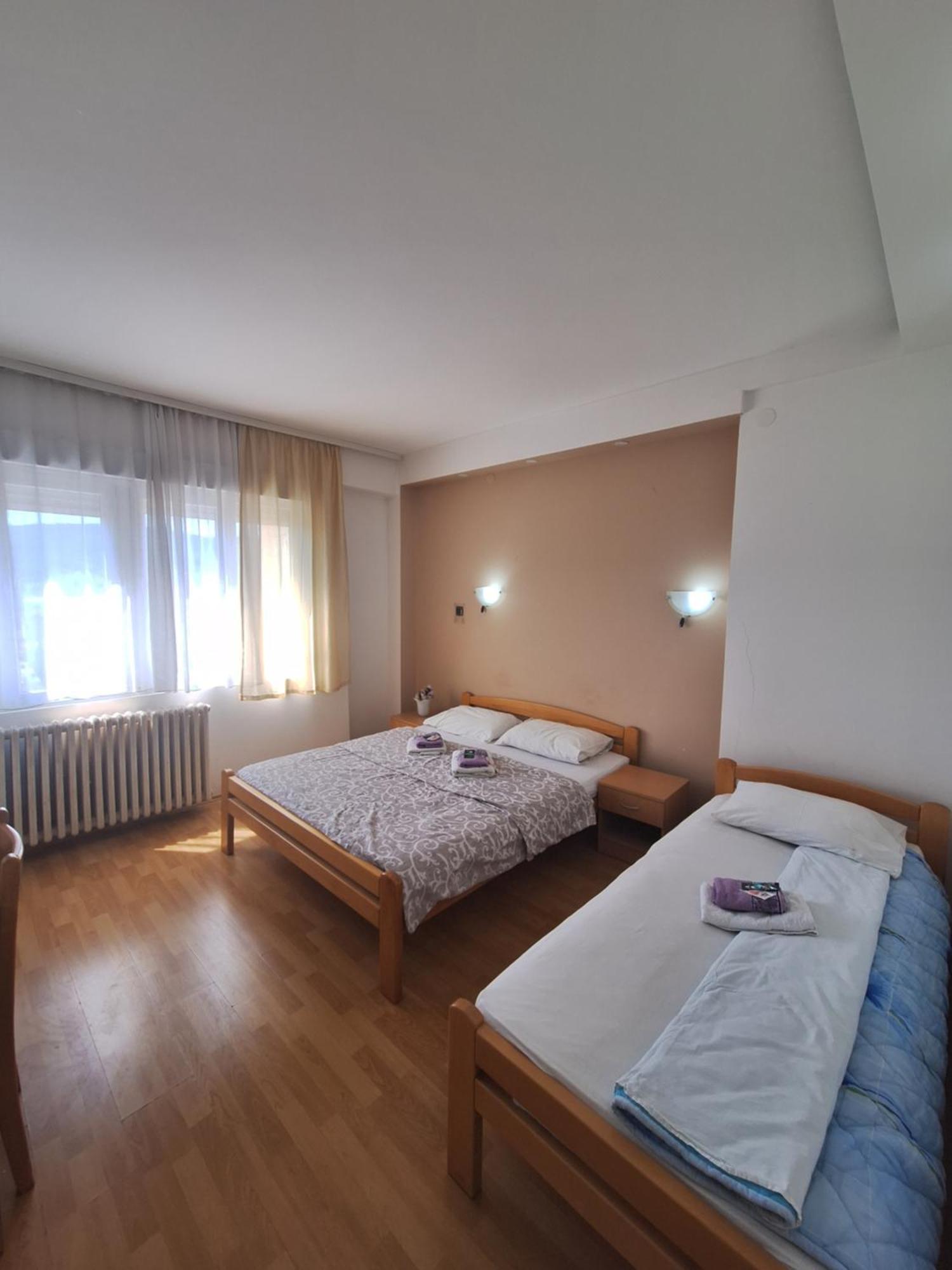 Hotel Konaciste Trstenik Exteriér fotografie